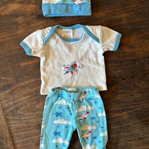 Petit Lapin 3 piece Baby Rocket Outfit with Hat Size Newborn
